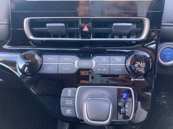 Ref:AUX-20122984 TOYOTA AQUA 2021 - Image 17