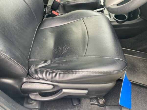 Ref:AUX-20123419 TOYOTA AQUA 2012 - Image 15