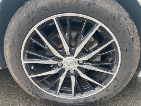 Ref:AUX-20123419 TOYOTA AQUA 2012 - Image 6