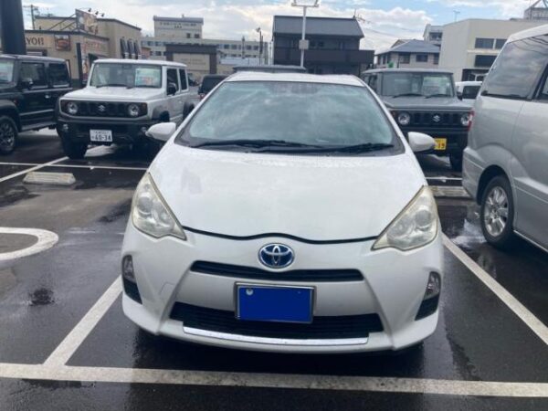 Ref:AUX-20123419 TOYOTA AQUA 2012