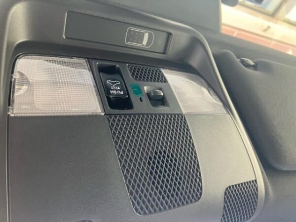 Ref:AUX-20123687 MITSUBISHI OUTLANDER PHEV 2019 - Image 18