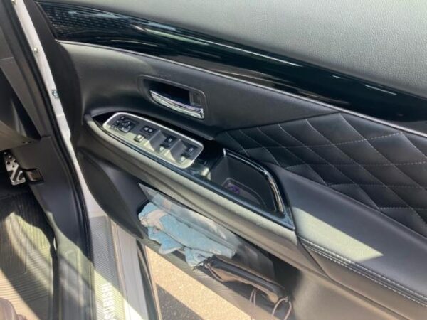 Ref:AUX-20123687 MITSUBISHI OUTLANDER PHEV 2019 - Image 9