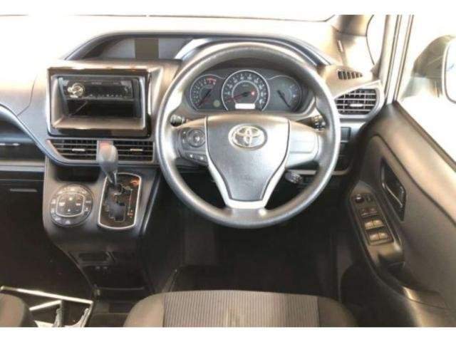 Ref:AUX-20123711 TOYOTA NOAH 2019 - Image 3