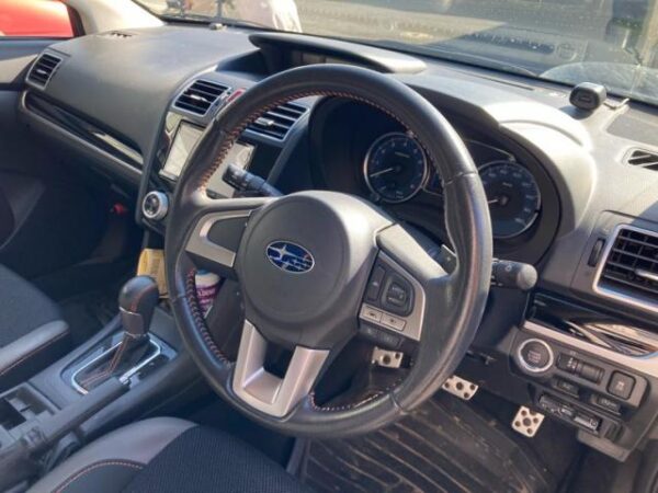 Ref:AUX-20123852 SUBARU XV 2016 - Image 15