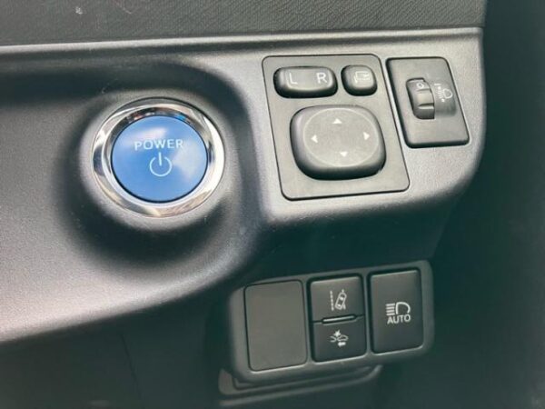 Ref:AUX-20123950 TOYOTA AQUA 2020 - Image 11