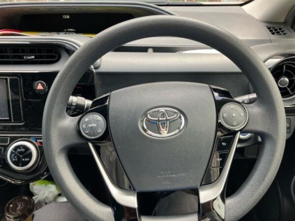 Ref:AUX-20123950 TOYOTA AQUA 2020 - Image 15