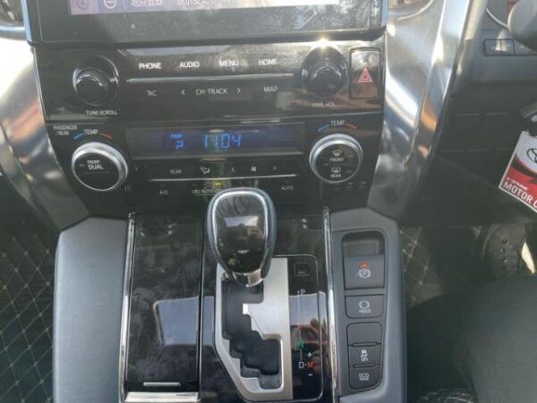 Ref:AUX-20124016 TOYOTA ALPHARD 2021 - Image 18