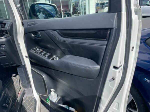 Ref:AUX-20124016 TOYOTA ALPHARD 2021 - Image 10