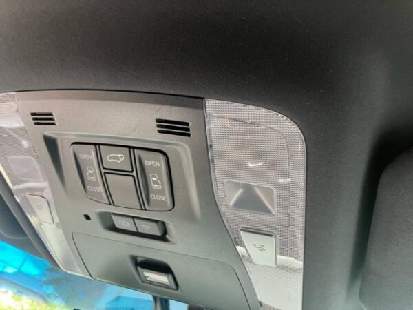 Ref:AUX-20124188 TOYOTA VELLFIRE HYBRID 2016 - Image 11
