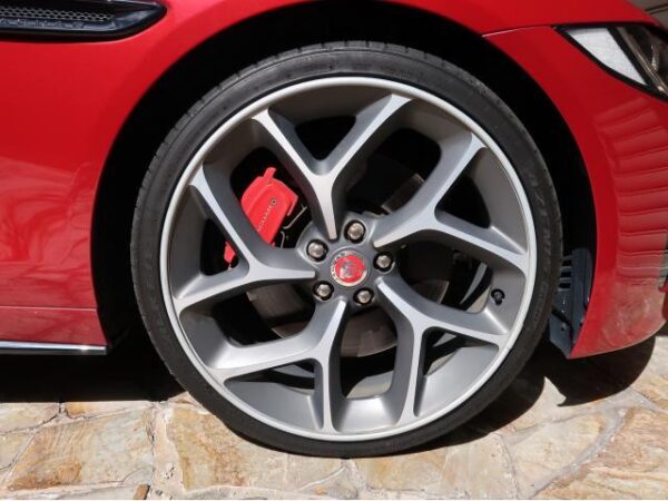 Ref:AUX-20124799 JAGUAR XE 2016 - Image 18