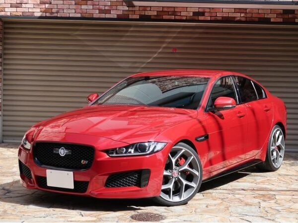 Ref:AUX-20124799 JAGUAR XE 2016