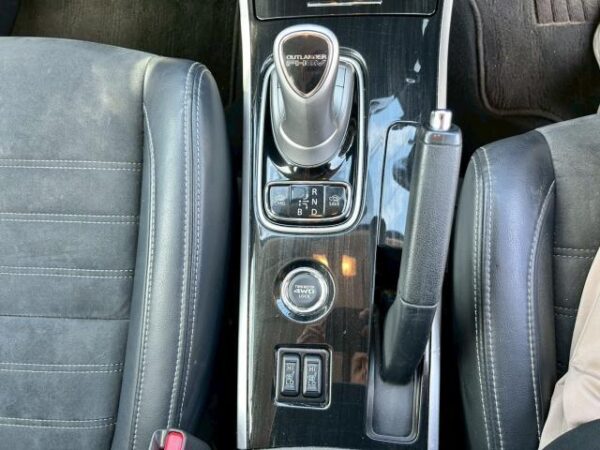 Ref:AUX-20124838 MITSUBISHI OUTLANDER PHEV 2016 - Image 15
