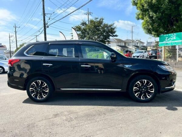 Ref:AUX-20124838 MITSUBISHI OUTLANDER PHEV 2016 - Image 4
