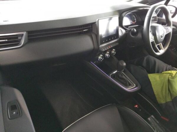 Ref:AUX-20124928 RENAULT LUTECIA 2022 - Image 3
