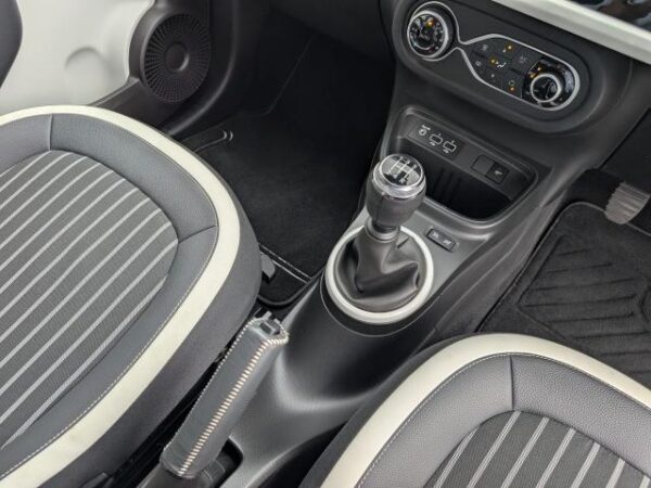 Ref:AUX-20125001 RENAULT TWINGO 2023 - Image 14