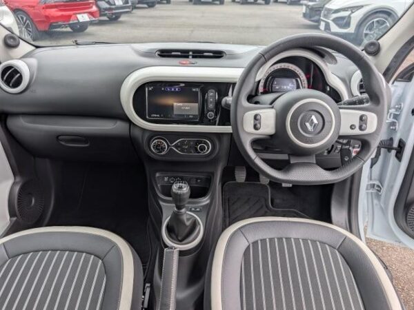 Ref:AUX-20125001 RENAULT TWINGO 2023 - Image 10