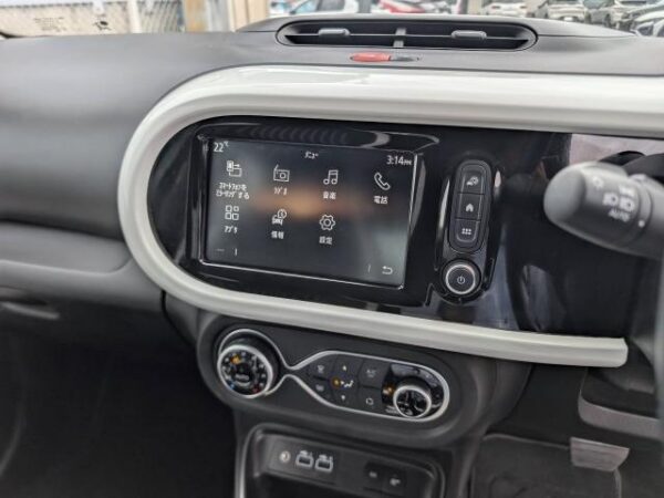 Ref:AUX-20125019 RENAULT TWINGO 2024 - Image 11