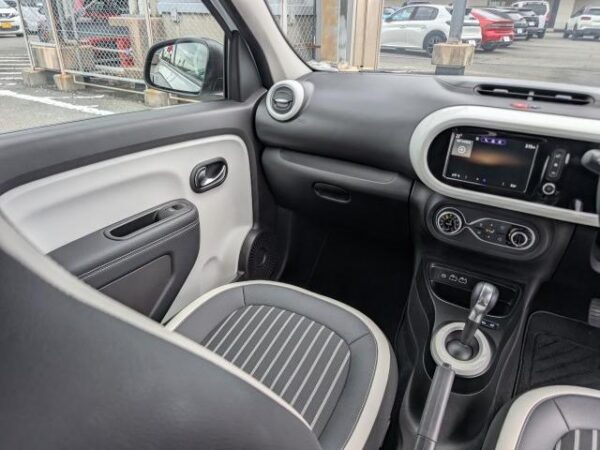 Ref:AUX-20125019 RENAULT TWINGO 2024 - Image 15