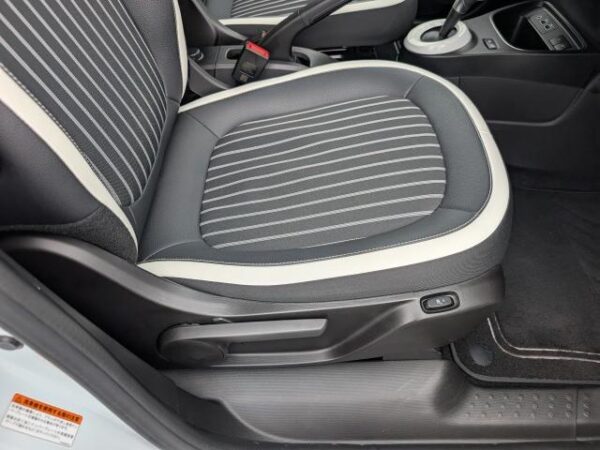 Ref:AUX-20125019 RENAULT TWINGO 2024 - Image 20