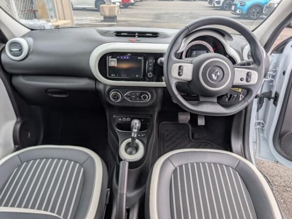 Ref:AUX-20125019 RENAULT TWINGO 2024 - Image 10