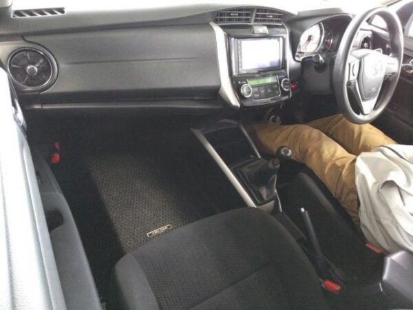 Ref:AUX-20125021 TOYOTA COROLLA FIELDER 2016 - Image 3