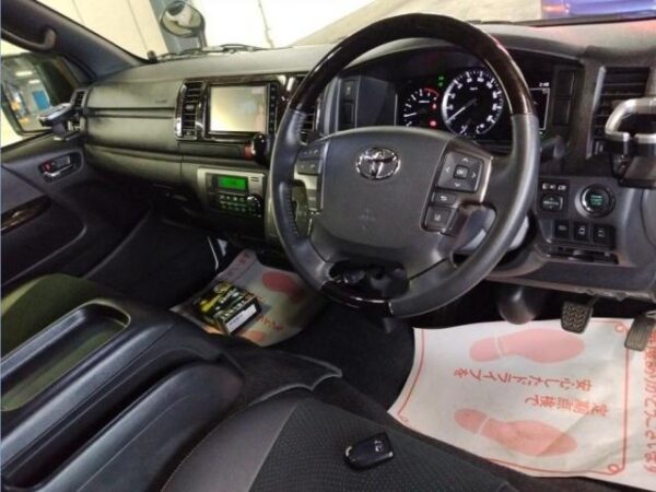 Ref:AUX-20125068 TOYOTA HIACE VAN 2021 - Image 4