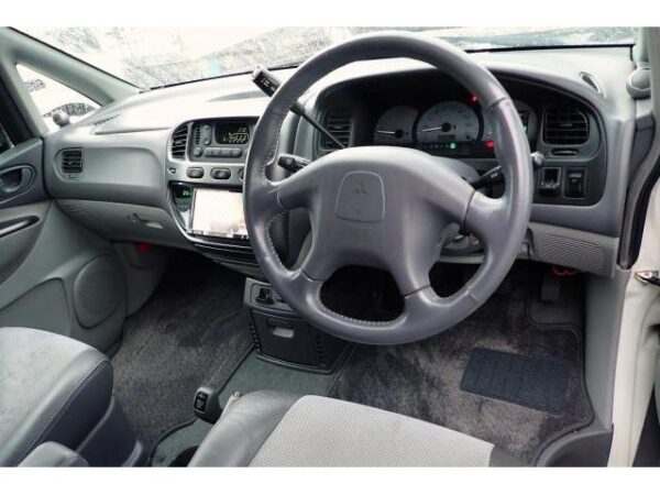 Ref:AUX-20125106 MITSUBISHI DELICA SPACE GEAR 2005 - Image 3