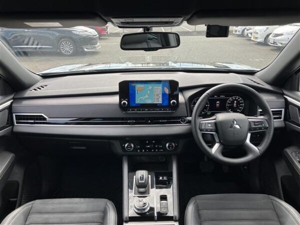 Ref:AUX-20128811 MITSUBISHI OUTLANDER PHEV 2022 - Image 2