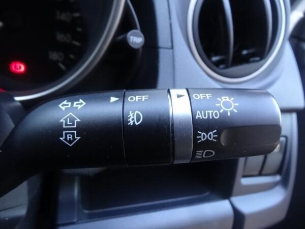 Ref:AUX-20128921 MAZDA PREMACY 2012 - Image 15