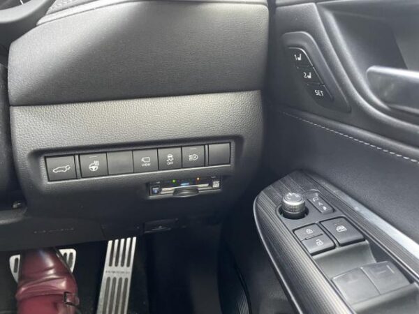 Ref:AUX-20132330 TOYOTA HARRIER 2021 - Image 13