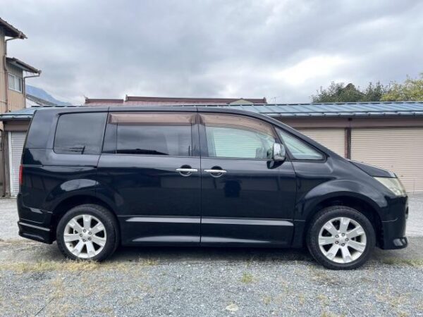 Ref:AUX-20135987 MITSUBISHI DELICA D:5 2010 - Image 11