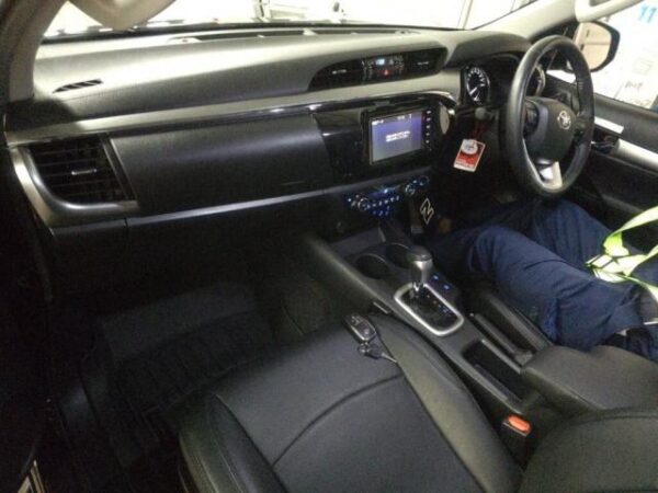 Ref:AUX-20140111 TOYOTA HILUX 2021 - Image 3