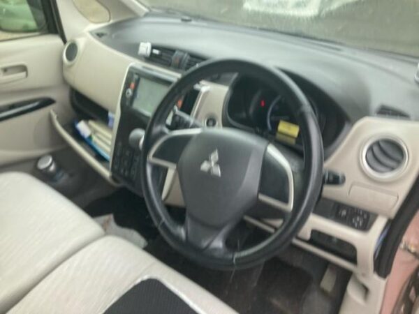 Ref:AUX-20140119 MITSUBISHI EK WAGON 2014 - Image 7