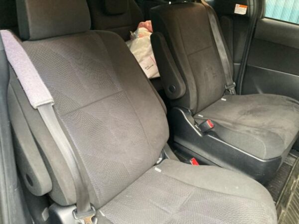 Ref:AUX-20140131 TOYOTA ESTIMA 2017 - Image 13