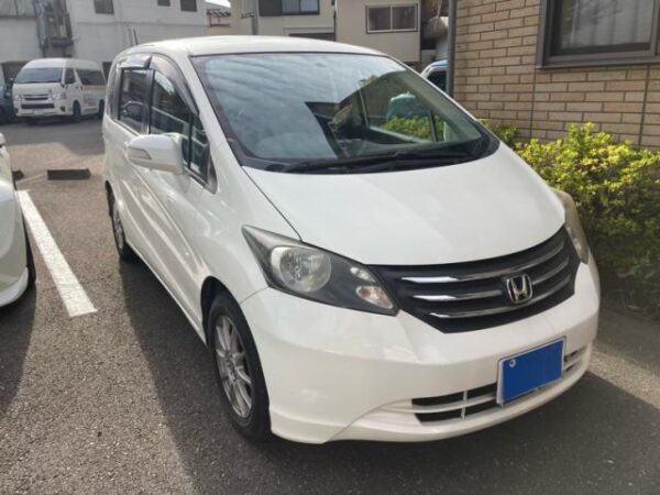 Ref:AUX-20140283 HONDA FREED 2011