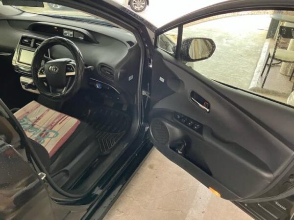Ref:AUX-20140385 TOYOTA PRIUS 2016 - Image 17