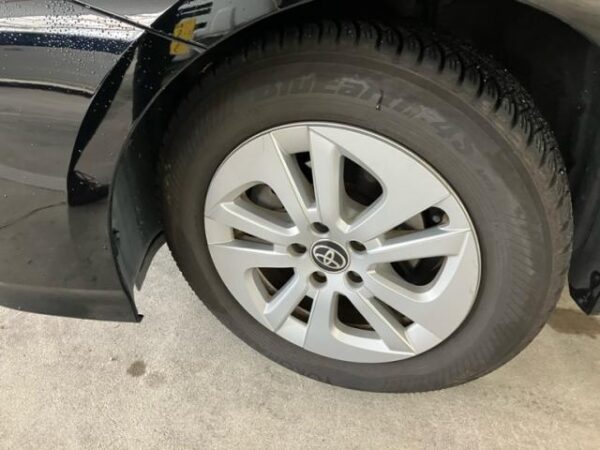 Ref:AUX-20140385 TOYOTA PRIUS 2016 - Image 5