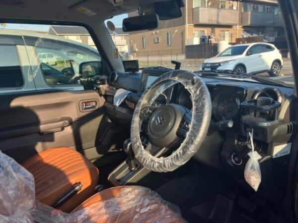 Ref:AUX-20140387 SUZUKI JIMNY 2022 - Image 4