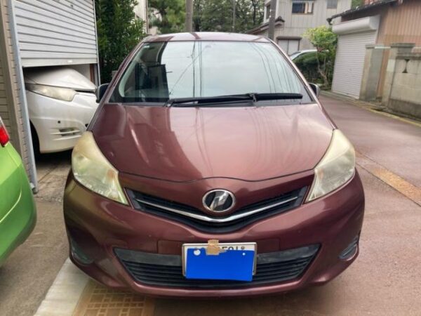 Ref:AUX-20140404 TOYOTA VITZ 2012
