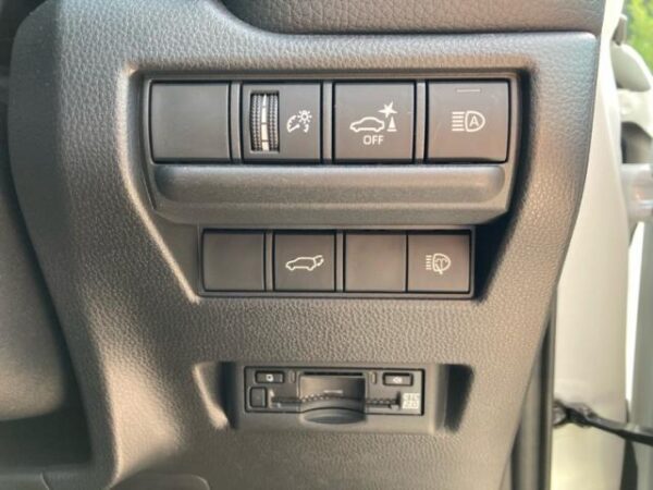 Ref:AUX-20140451 TOYOTA LAND CRUISER 2024 - Image 12