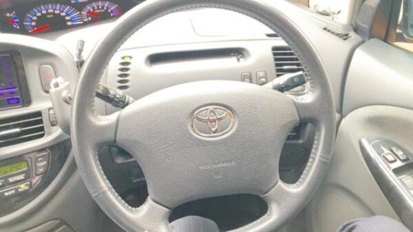 Ref:AUX-20140739 TOYOTA ESTIMA 2004 - Image 11