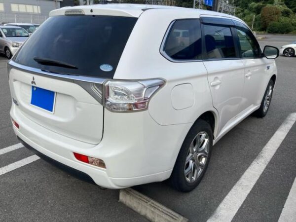 Ref:AUX-20140777 MITSUBISHI OUTLANDER PHEV 2014 - Image 14