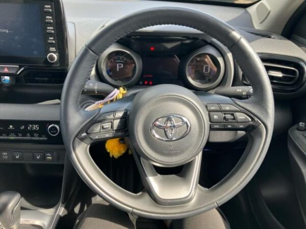 Ref:AUX-20140825 TOYOTA YARIS CROSS 2022 - Image 11