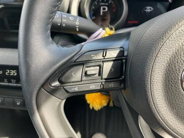 Ref:AUX-20140825 TOYOTA YARIS CROSS 2022 - Image 12