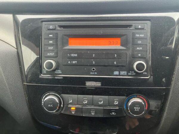 Ref:AUX-20140909 NISSAN X-TRAIL 2014 - Image 19