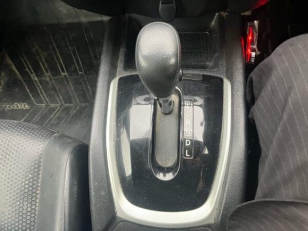 Ref:AUX-20140909 NISSAN X-TRAIL 2014 - Image 20