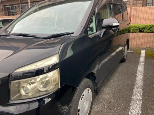 Ref:AUX-20140910 TOYOTA VOXY 2008 - Image 2