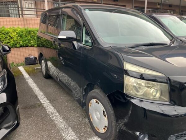 Ref:AUX-20140910 TOYOTA VOXY 2008 - Image 3