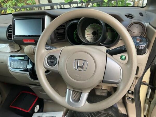 Ref:AUX-20141197 HONDA N-BOX 2013 - Image 12