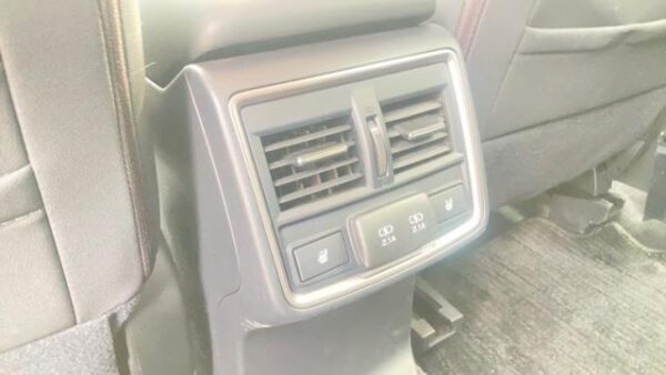 Ref:AUX-20141880 SUBARU FORESTER 2018 - Image 12